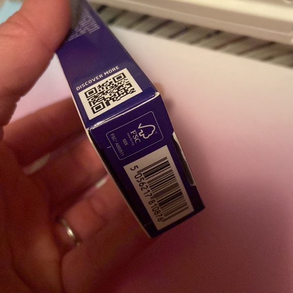 *NWT* Nip + Fab Renew Retinol Fix - Picture 3 of 4